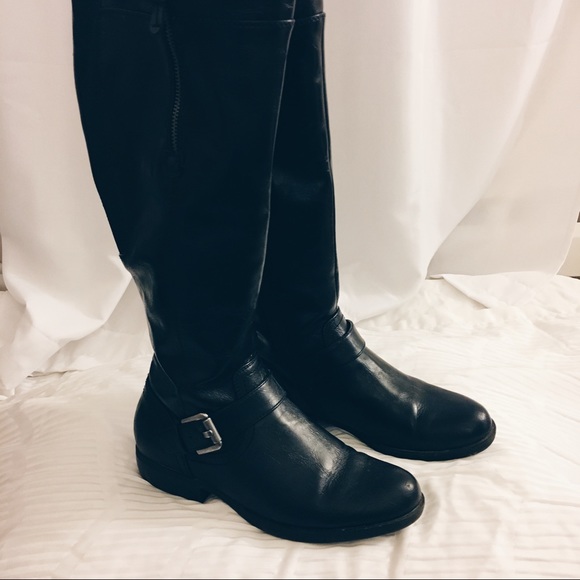 Relativity Shoes - Black wide calf riding boots